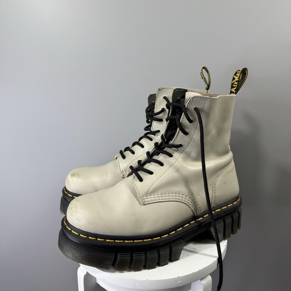 Dr. Martens Audrick 8-Eye Boots Womens 9 White Leather Platform Lug Chunky